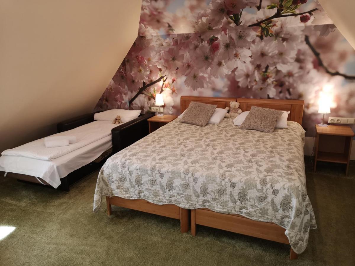 Hotel Senlici Jelgava Ngoại thất bức ảnh