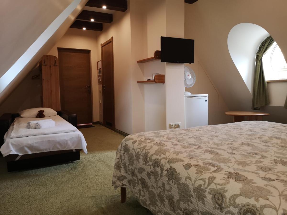 Hotel Senlici Jelgava Ngoại thất bức ảnh